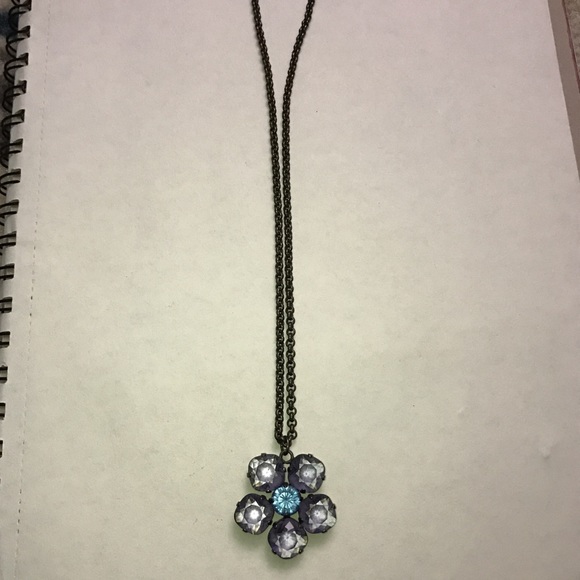 Catherine Popesco Large Stone Crystal Flower Necklace - Picture 2 of 8